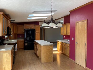 Kitchen (2)<|><|>