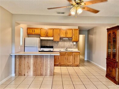 3415 N Kenyon Rd unit 3, Edinburg, TX 78542 - photo 6