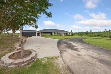 78 Gavin Rd, Laurel, MS 39443 - photo 3