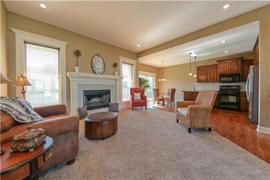 1405 SW 44th St, Lees Summit, MO 64082 - photo 2