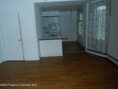 1217 S Ave, Scranton, PA 18504 - photo 3