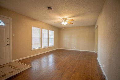 916 Brown Trail, Bedford, TX 76022 - photo 6