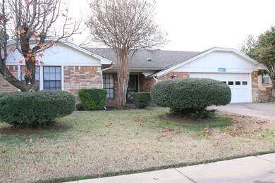 1716 Post Oak Dr, Bedford, TX 76021 - photo 2