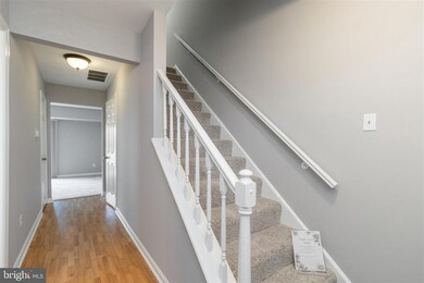 14475 Saint Germain Dr, Centreville, VA 20121 - photo 3