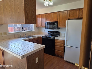 507 Travis Dr kitchen 1