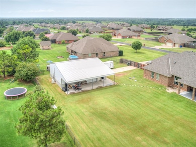 4624 Crestmere Ln, Edmond, OK 73025 - photo 4