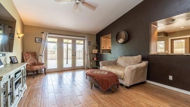 2247 E. Kathleen Rd-5