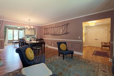 1517 Clyde Dr, Naperville, IL 60565 - photo 6