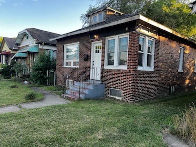 1570 Hayes St, Gary, IN 46404 - photo 2