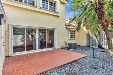 1353 Springside Dr unit 1363, Weston, FL 33326 - photo 2