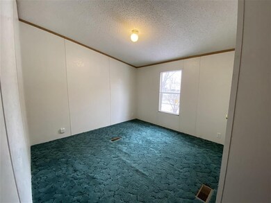 2510 Decamp Ave, Elkhart, IN 46517 - photo 6