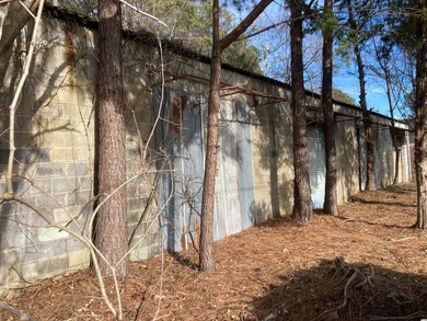 512 S Rosemary Ave, Andrews, SC 29510 - photo 5