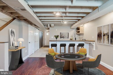 8626 Oak Rd, Parkville, MD 21234 - photo 3