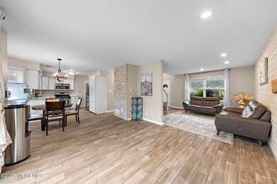 223 Serpent Ln, Manahawkin, NJ 08050 - photo 2