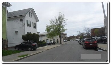 21 Johnson St, Lynn, MA 01902 - photo 3