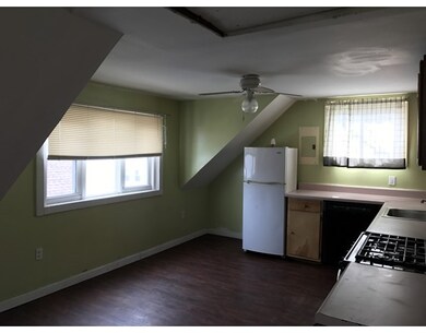 72 Fayette St unit 3, Lynn, MA 01902 - photo 6