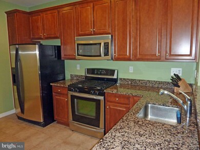 42587 Hollyhock Terrace unit 20A, Ashburn, VA 20148 - photo 4