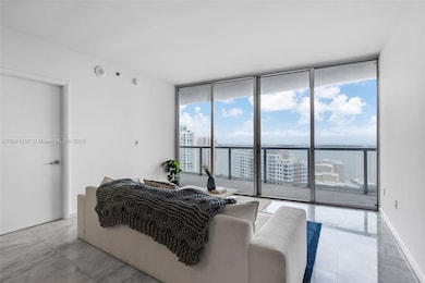 Icon Brickell Tower 1 unit 3505, Miami, FL 33131 - photo 5