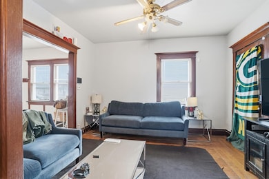 1036 Columbia St, Waterloo, IA 50703 - photo 3