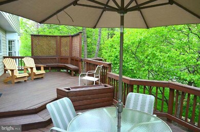 15395 Martins Hundred Dr, Centreville, VA 20120 - photo 2