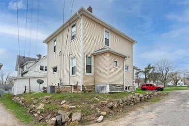 117 12th St SW, Cedar Rapids, IA 52404 - photo 3