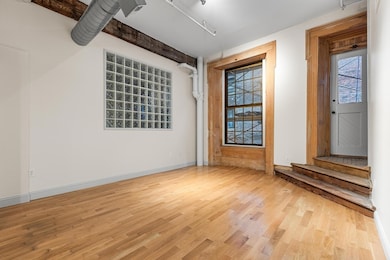 165 Market St unit 4, Lowell, MA 01852 - photo 4