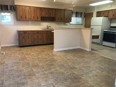 Huge kitchen lot's of cupboard and counter space.