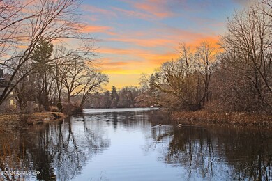 272 Valley Rd unit 2, Cos Cob, CT 06807 - photo 4