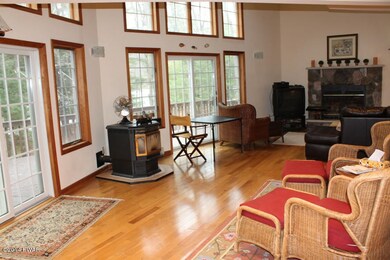 87 Woodledge East Lake Dr, Hawley, PA 18428 - photo 7