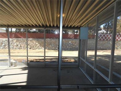 10225 Singapore Ave, El Paso, TX 79925 - photo 6