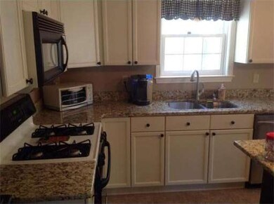 22 Coachmans Ln, Haverhill, MA 01832 - photo 5