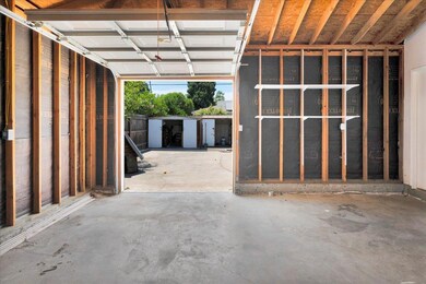 5495 N Callisch Ave, Fresno, CA 93710 - photo 4