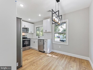 17 Babcock Ln, Willingboro, NJ 08046 - photo 5