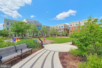 815 N Patrick St unit 411, Alexandria, VA 22314 - photo 2