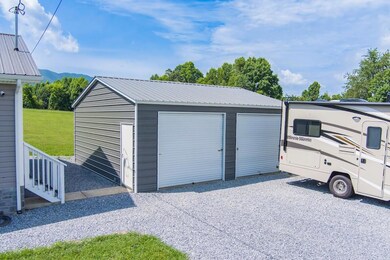 1415 Bishop Loop, Greeneville, TN 37743 - photo 3