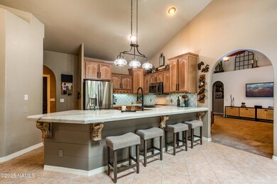 Eat-In Kitchen