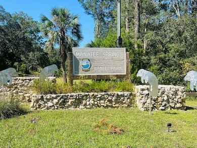 Entrance to Manatee Springs