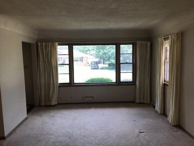 3902 Aurora Ave, Des Moines, IA 50310 - photo 5