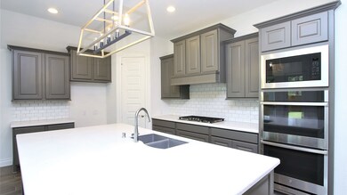 28470 Sunrise View Dr, Spring, TX 77386 - photo 2