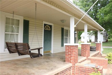 1100 Elon St, Kannapolis, NC 28081 - photo 2