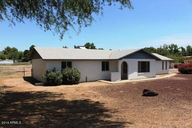 860 E Willis Rd, Chandler, AZ 85286 - photo 2