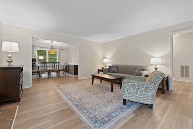 222 Camelot Rd, Clemson, SC 29631 - photo 5