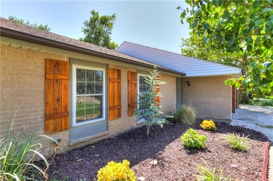 1404 NE 4th St, Moore, OK 73160 - photo 5