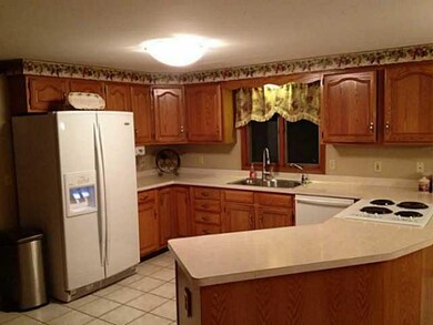 892 Thomas Fox Dr W, North Tonawanda, NY 14120 - photo 7