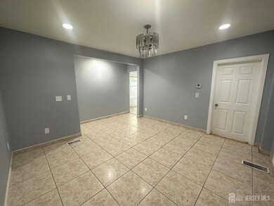 348 Front St, Dunellen, NJ 08812 - photo 2