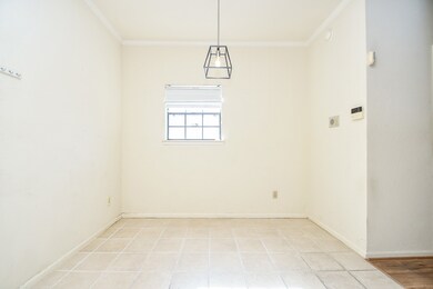 Breakfast room