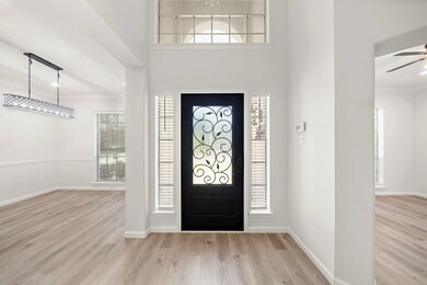 Front door/foyer