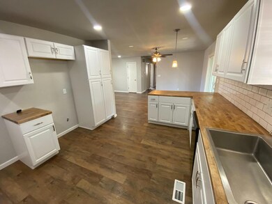 101 S Madison St, Hugoton, KS 67951 - photo 6