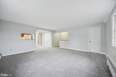 11 Trent Rd unit 2ND FLOOR, Wynnewood, PA 19096 - photo 2