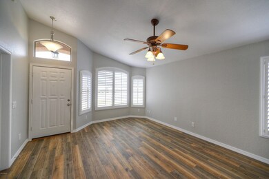 004_Foyer and Living